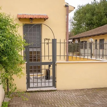 A Casa Di Elly 2 アパート ローマ